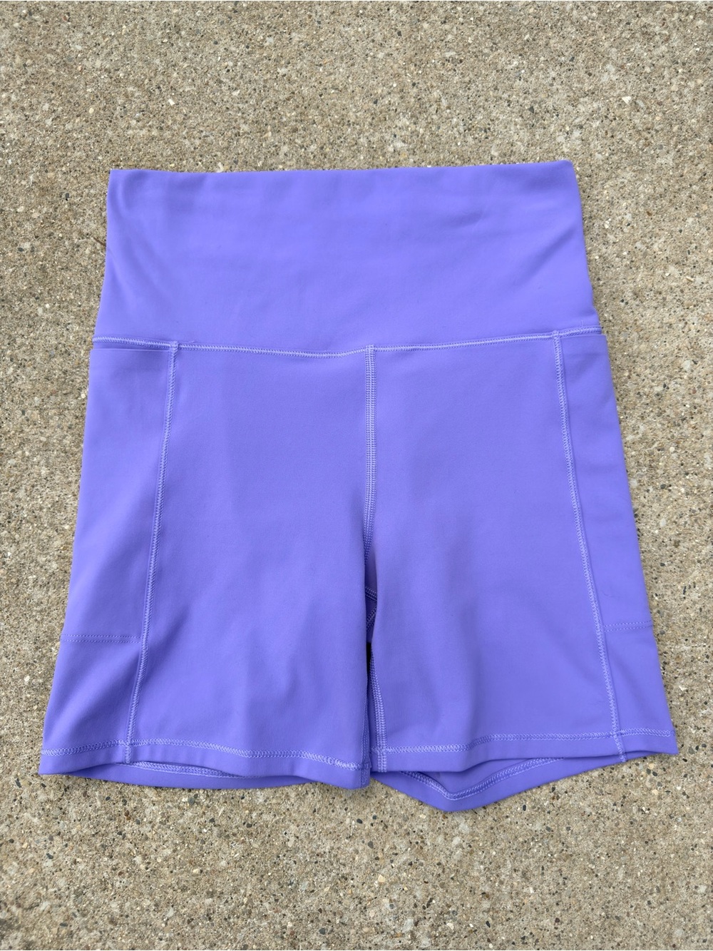 Vuori High-Rise Lavender Bike Shorts - Picture 2 of 4